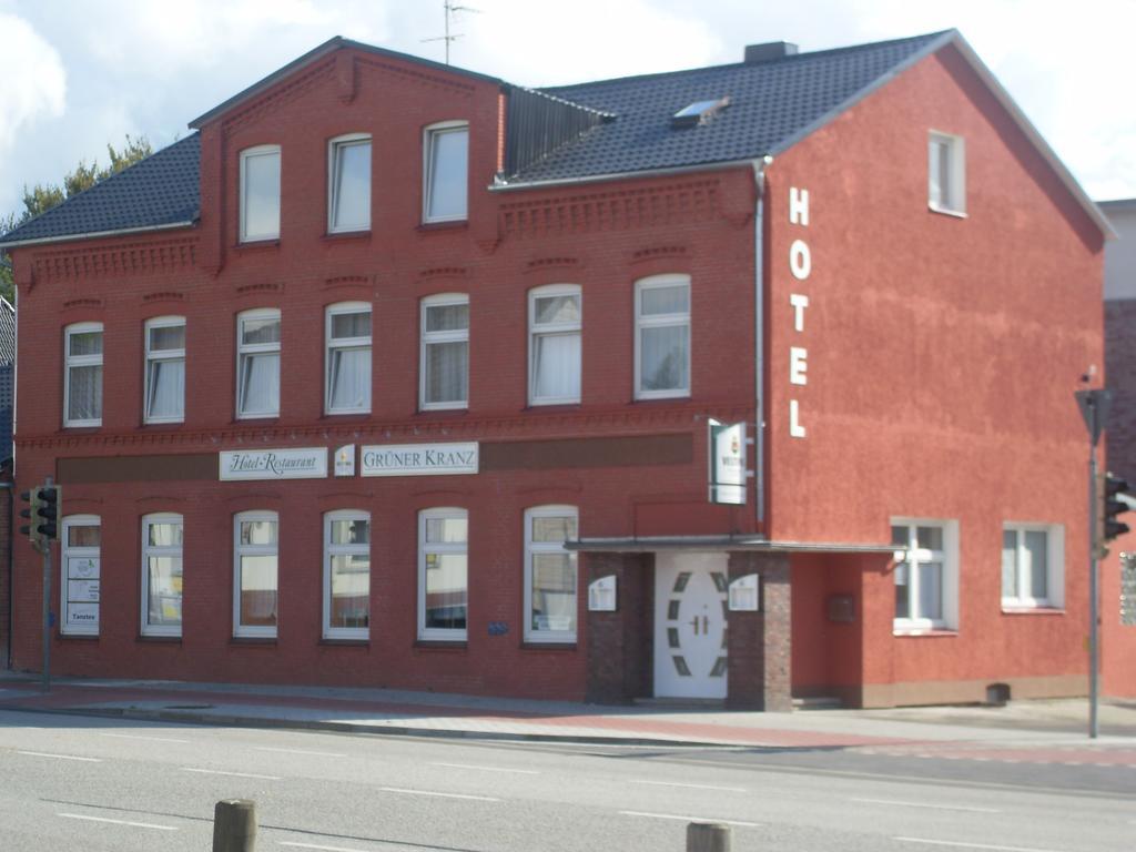 Hotel Gruener Kranz レンズブルク エクステリア 写真