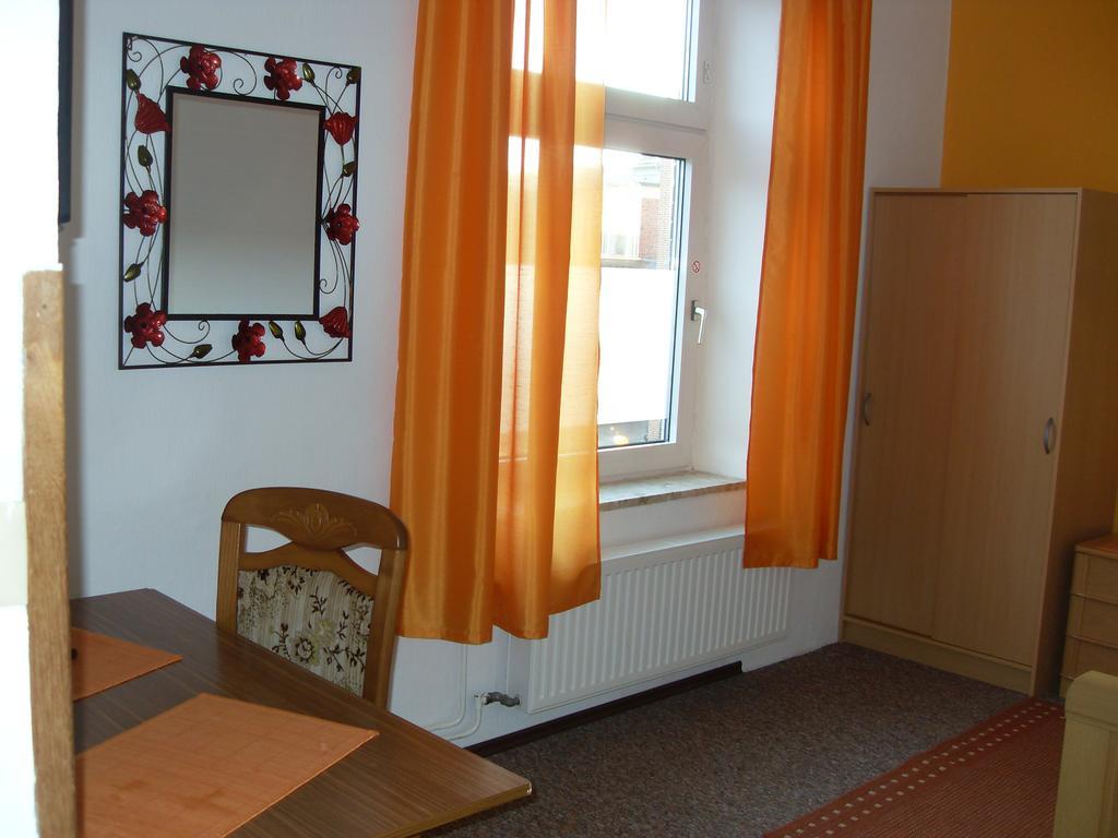 Hotel Gruener Kranz レンズブルク 部屋 写真