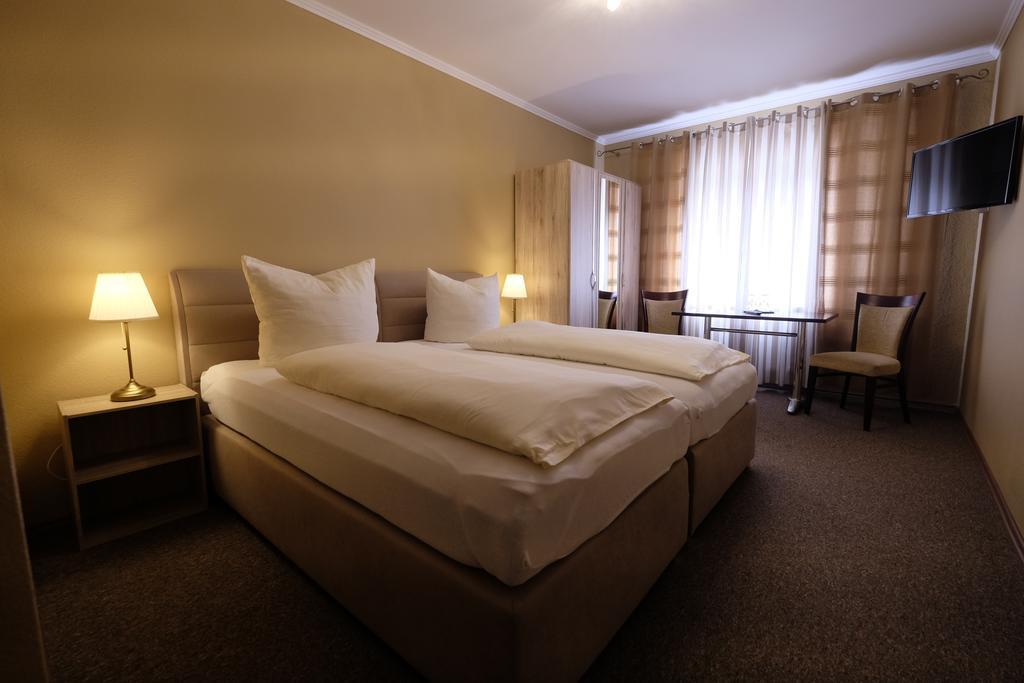 Hotel Gruener Kranz レンズブルク 部屋 写真